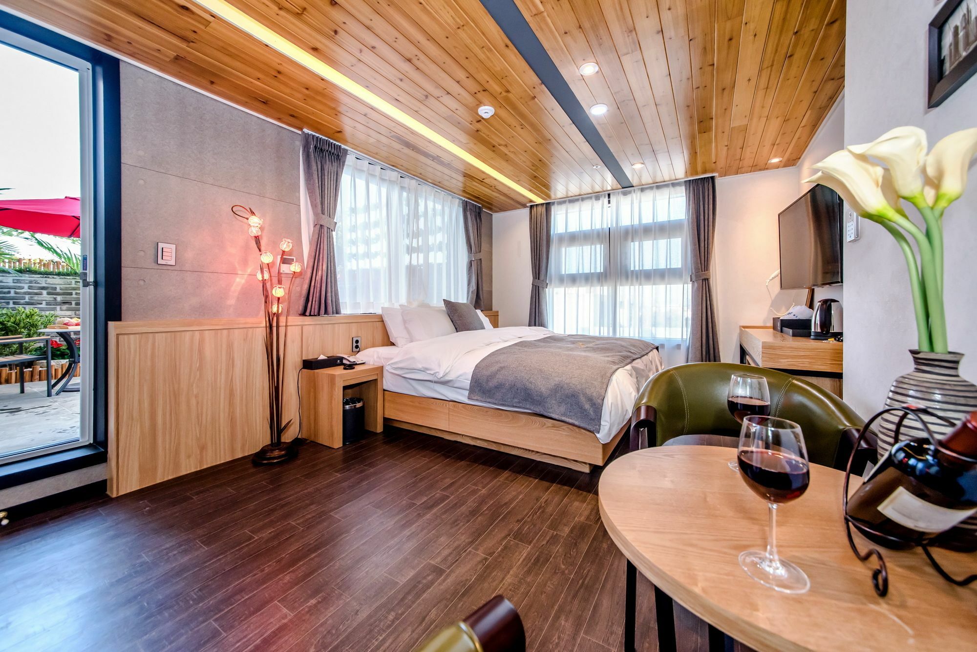 Jeju Hertz Hotel Exterior photo