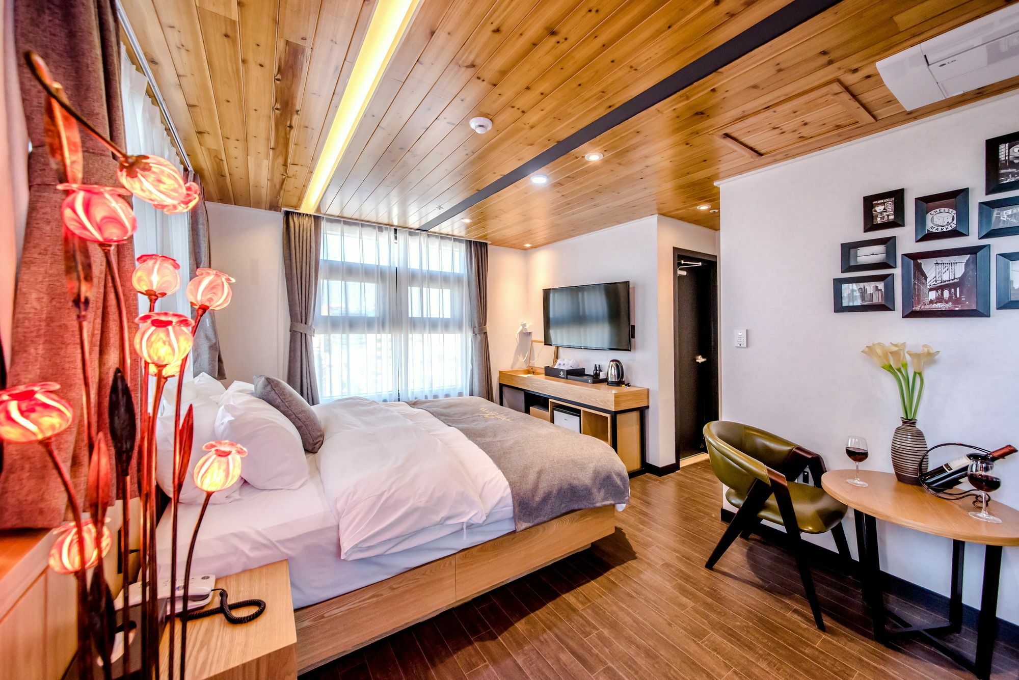 Jeju Hertz Hotel Exterior photo